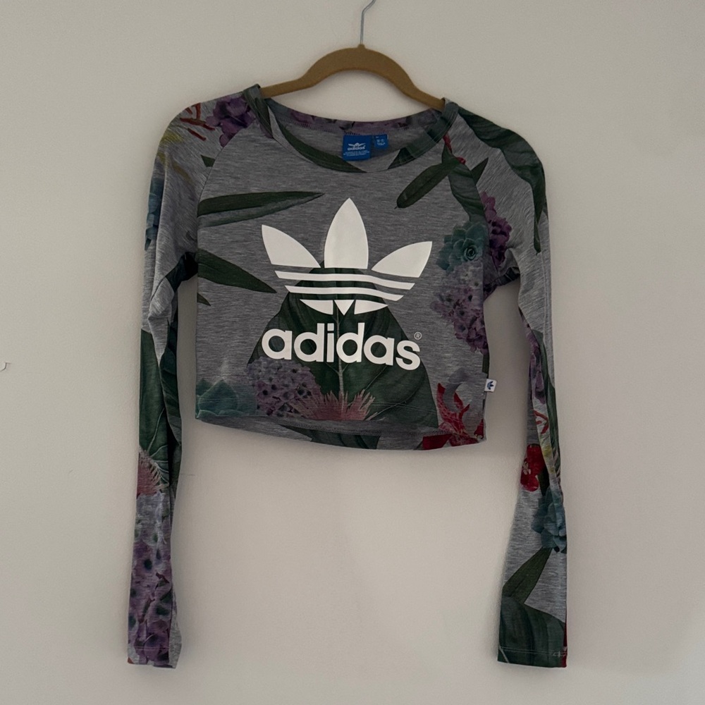 Adidas Classics Women's Gray Floral Long Sleeve Crop Top -